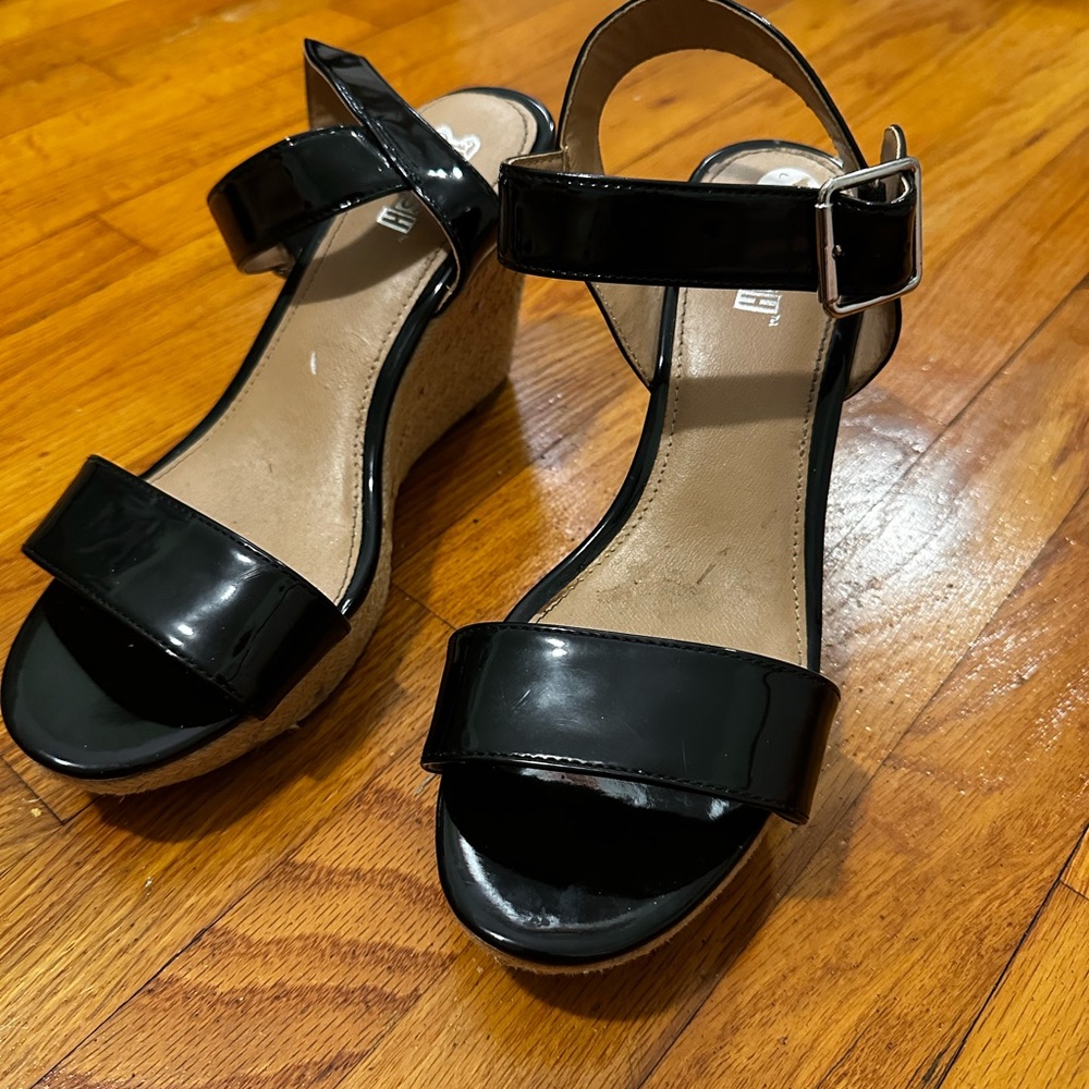 Black Patent Leather Women's Sandals